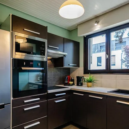 Grand T3 Lumineux Et Climatise Daire *