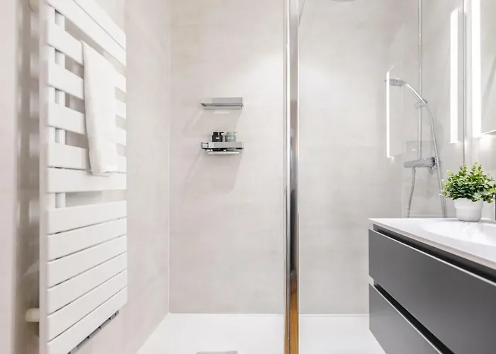 Grand T3 Lumineux Et Climatise Lägenhet